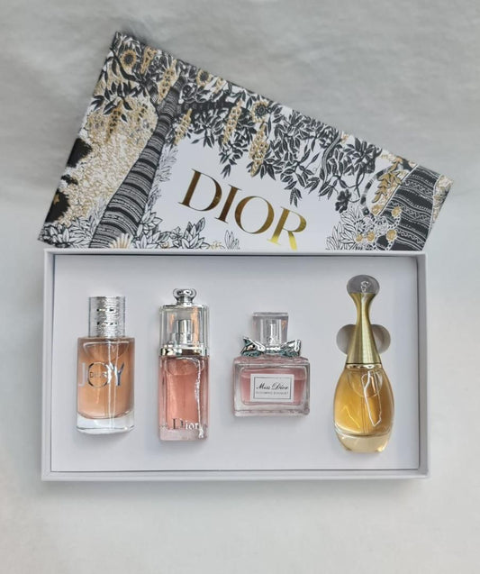 MISS DIOR 4in1 GIFT SET 4x30ml