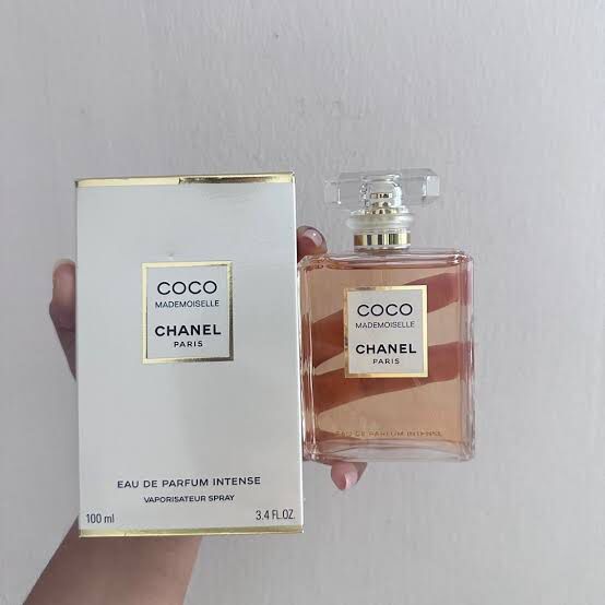 Chanel Coco Mademoiselle 
L'eau Privee 100ml