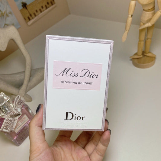 Dior Couture dress Embroidery 24 edition Miss Sweetheart Ladies Perfume 100ml